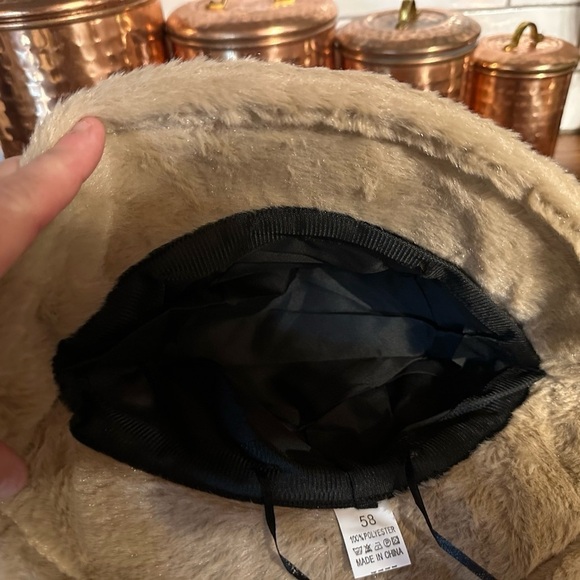 Fur bucket hat. Adjustable New - Picture 2 of 6